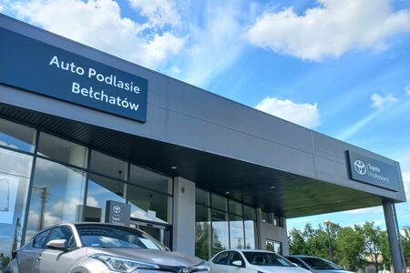 Toyota otworzyła w Bełchatowie siódmy salon specjalistycznej sieci dealerskiej Toyota Professional